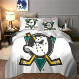 Laden Sie das Bild in den Galerie-Viewer, Anaheim Ducks Bedding Set Pattren Quilt Duvet Cover Without Filler