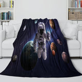 Laden Sie das Bild in den Galerie-Viewer, Astronaut Blanket Flannel Kids Room Throw
