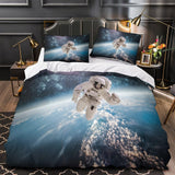 Laden Sie das Bild in den Galerie-Viewer, Astronaut Duvet Cover Pattren Bedding Set Without Filler