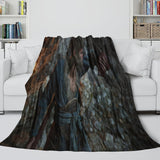 Laden Sie das Bild in den Galerie-Viewer, Black Myth Wukong Blanket Flannel Fleece Throw Room Decoration