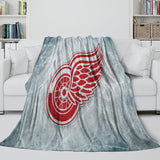 Laden Sie das Bild in den Galerie-Viewer, Detroit Red Wings Blanket Flannel Throw Kids Room Decoration