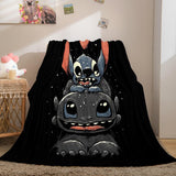 Laden Sie das Bild in den Galerie-Viewer, Lilo und Stitch Flanell-Fleecedecke