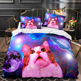 Laden Sie das Bild in den Galerie-Viewer, Bettwäscheset „Space Cat“, Astronautenkatze im Weltraum, Bettbezug